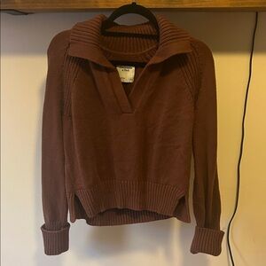 Abercrombie & Fitch Notch Neck Sweater